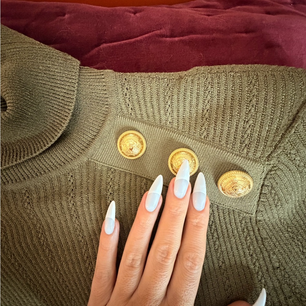 Balmain Olive Green Ribbed Turtleneck Gold Button Shoulder Sweater EU 34 - Picture 11 of 14